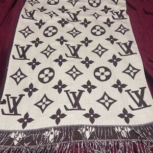 Louis Vuitton Cream and Brown Monogram Shawl